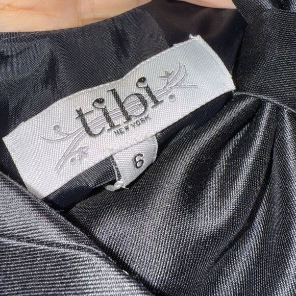Tibi Black Satin Bow Back Wool & Silk Mini Dress with Petal Hem & Bow Size 6 NWT - Picture 6 of 9